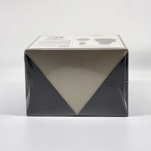 McFarlane Toys Game of Thrones Jon Snow Collector Box - Picture 5 of 9